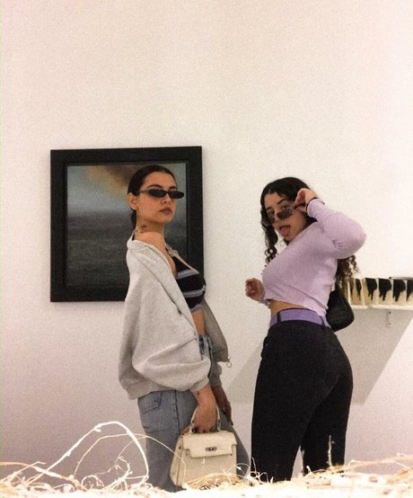 Paulaxta sexy pornstar images