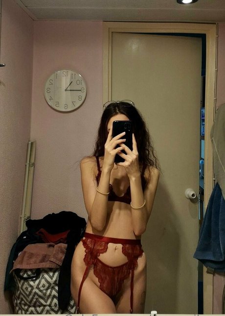 Mommikaru model sex pic