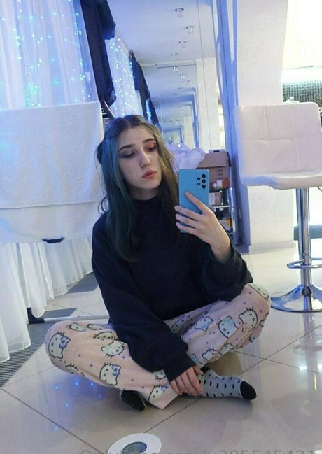 baby and dollyy art actress archive