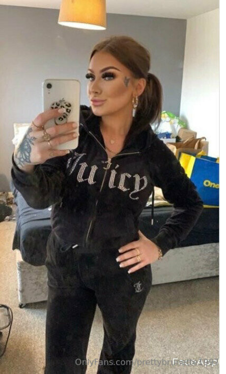 prettybrunette1997 hot star pic