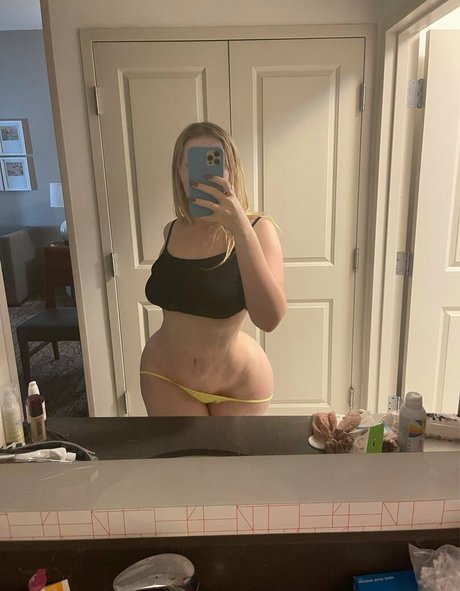 shelsonlyfans star xxx galleries