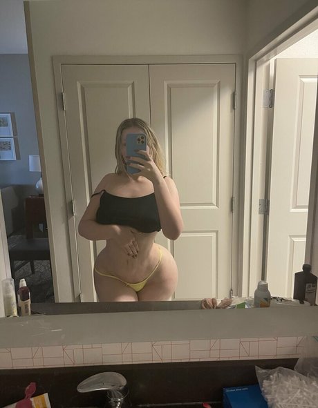 shelsonlyfans star adult archive