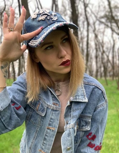 erika eden vip model sexy picture