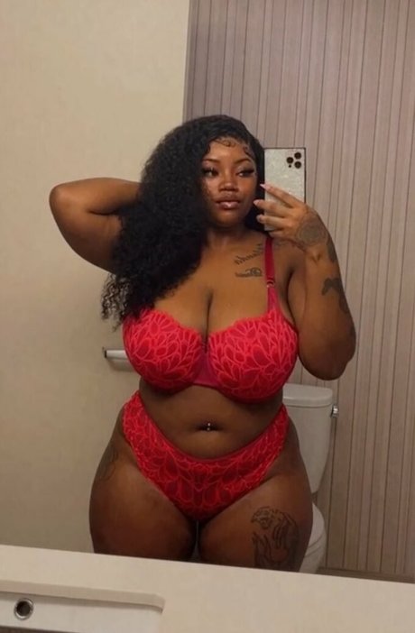 therealvictoria b top star picture