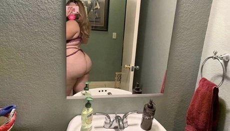 dubaiazul nudes model img