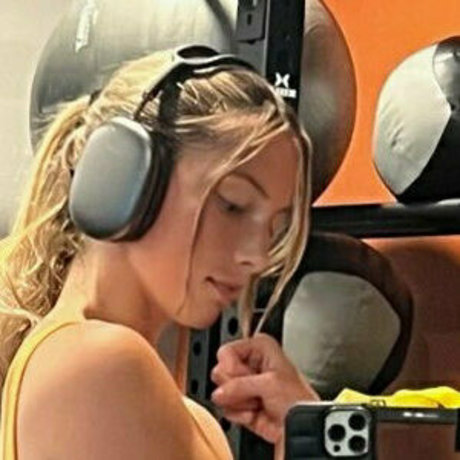 Therealskyblue model nudes archive