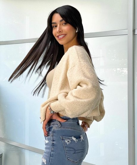 Gabrielle M model art gallery