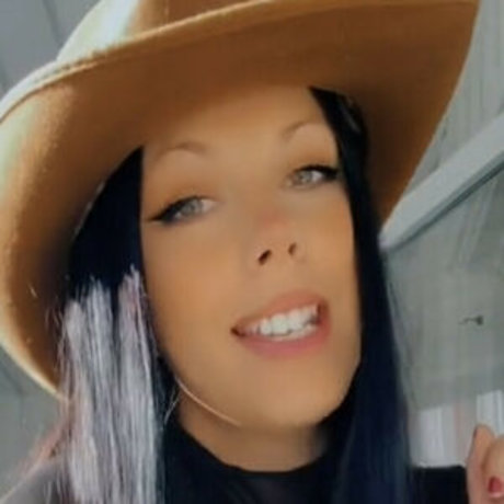 Malinmeral nice actress images