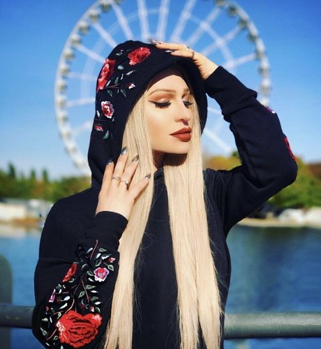 luvluvuxuluvluv sexy model image