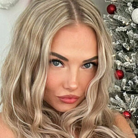 Monimaney pornstar art picture