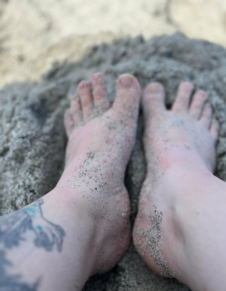 no jury exclusive model photos