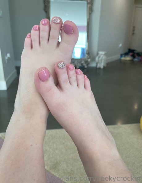 beckycrocker perfect model img