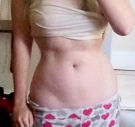 MissFushi porn model archive