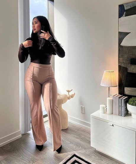 YueYue best pornstar pics