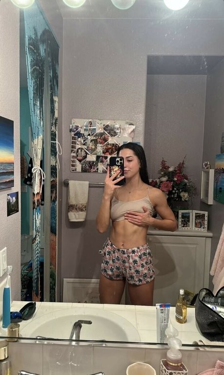 builtbybells hot pornstar archive