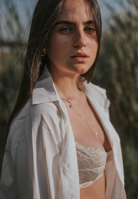 Noy Malkin nude actress pictures