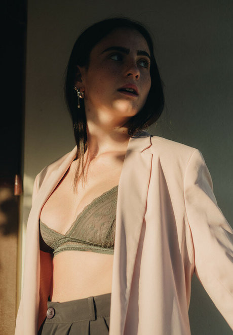 Noy Malkin erotic model photo