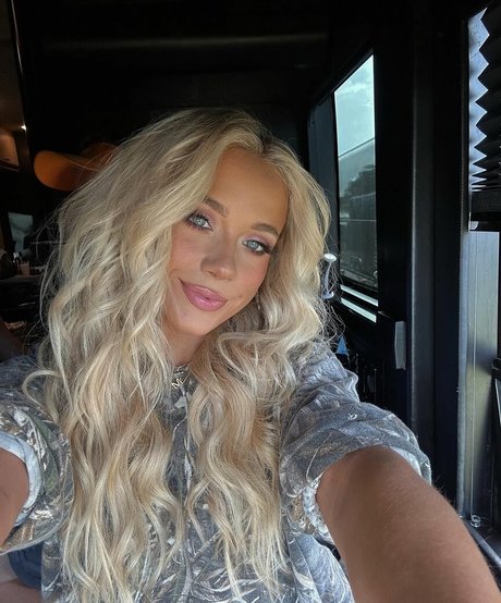 Megan Moroney pornstar erotic photos