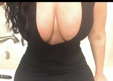 queenalana beautiful pornstar photo