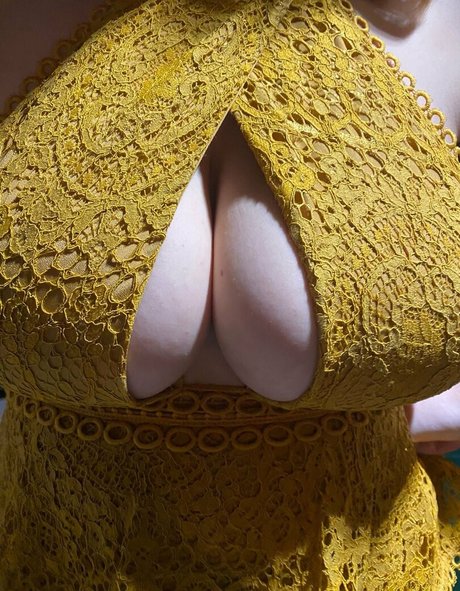 Eva Elizabeth exclusive pornstar images