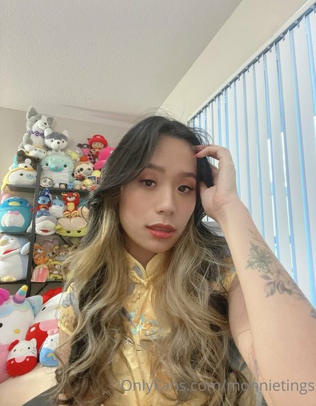 monnietings sexy star pic