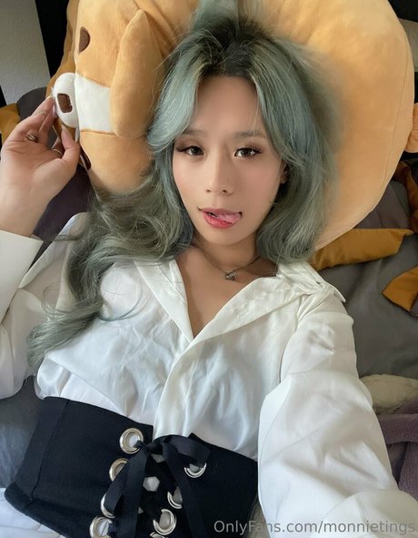 monnietings perfect actress img