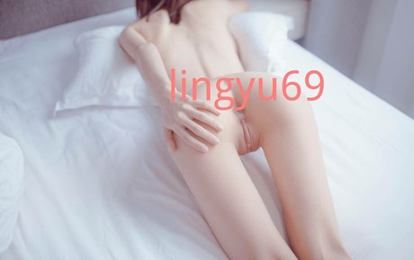 Lingyu69 pornstar naked gallery
