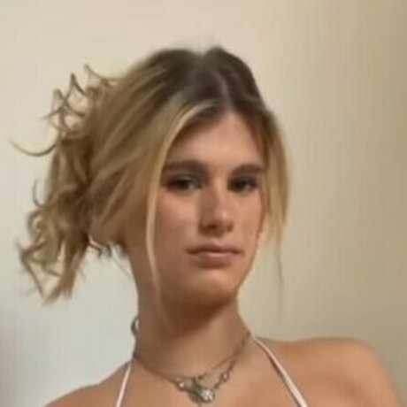 Ashlyn Allman model sexy pics