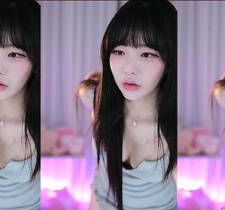 ChuJeong erotic pornstar photos