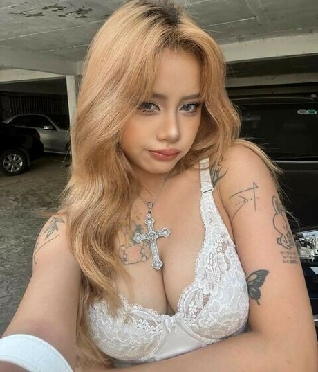 quitmell pornstar xxx img