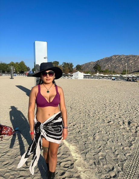 cybcin adult model galleries