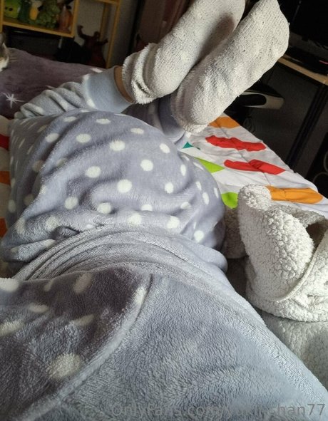 yourbluehairedwaifu pretty star pics