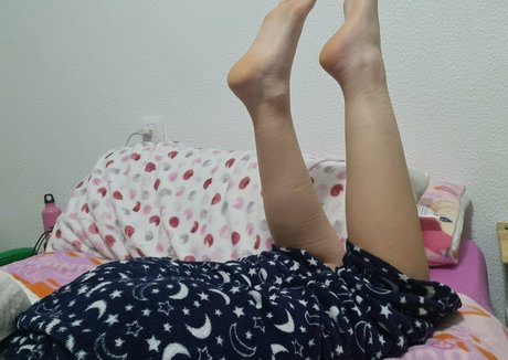 yourbluehairedwaifu star nudes images