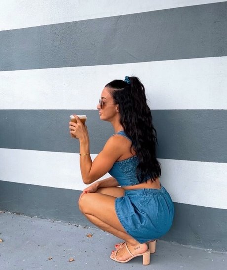 Gabrielle Firrello adult model pic