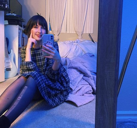 Quelaag sex actress photos