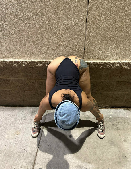 dymendxrosae beautiful pornstar photo