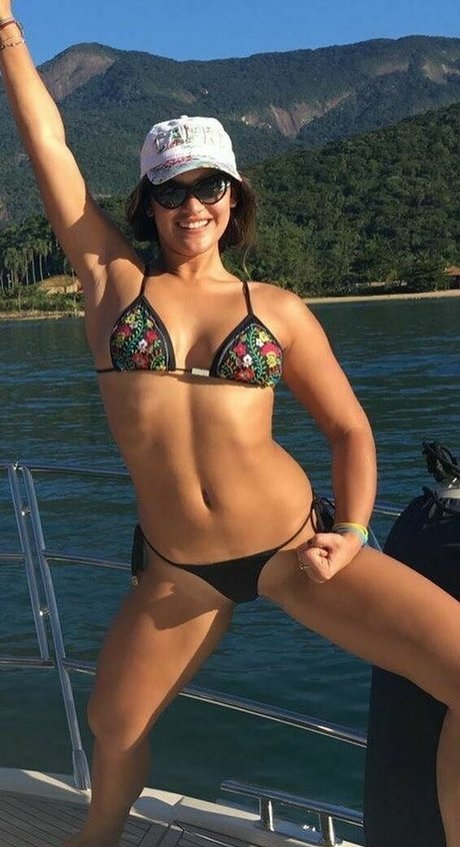 Giulia Costa model perfect galleries