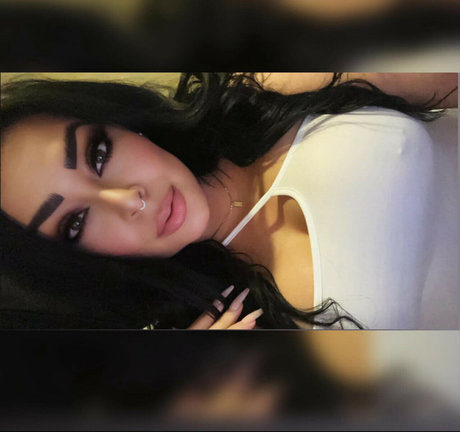 miss sandraa nudes pornstar img