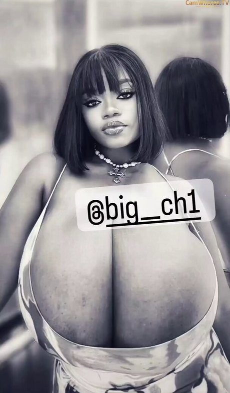 Chanel La Croix star pretty image