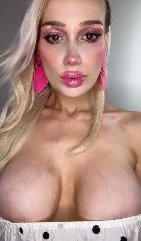 Shera Balboa top model gallery