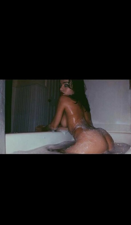 lallypop18 pornstar erotic image