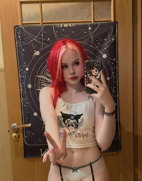 erie dechart beautiful actress pics