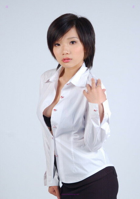 asiamamachenchen star adult photos