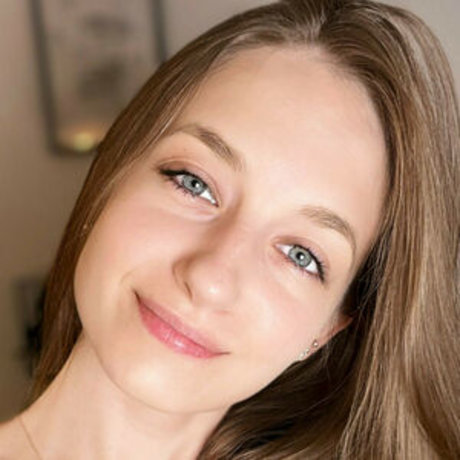 Lisadere star naked pics