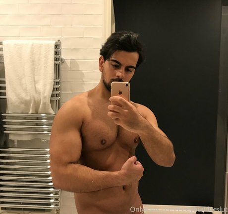 growingthick hd model picture