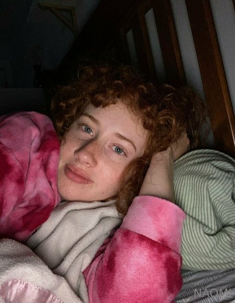 naomime star nice pics