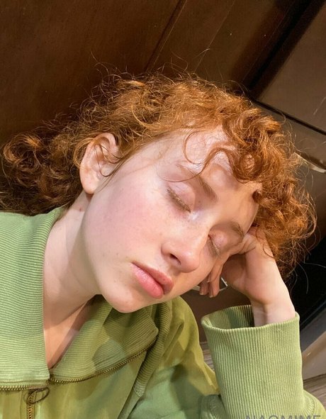 naomime hd actress picture