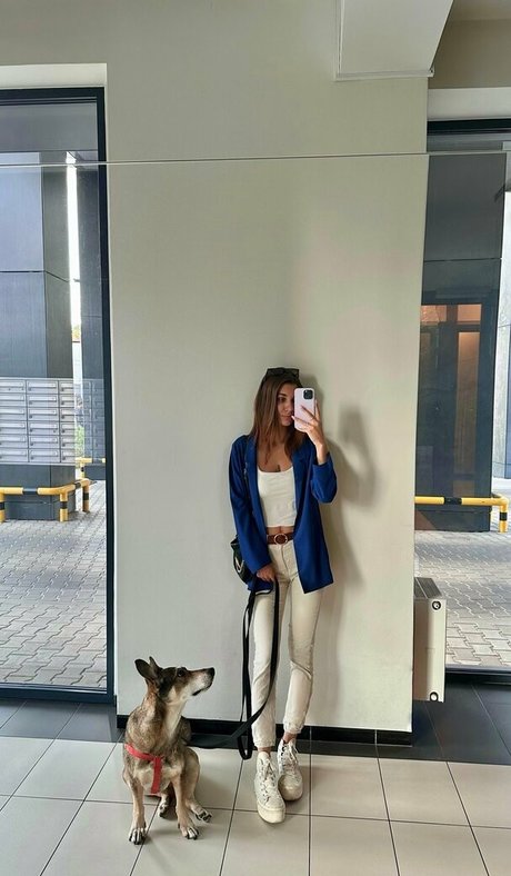 aliss foxy model galleries