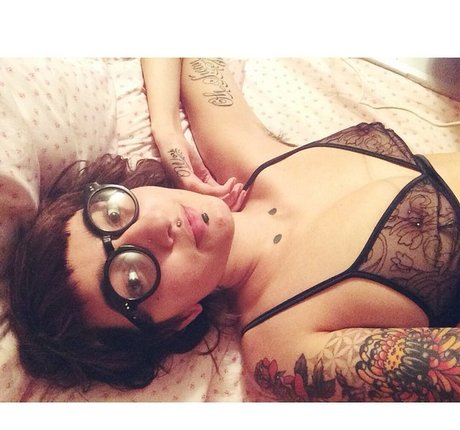 Noorann Matties model hot pictures