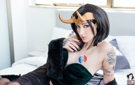 Hilo Suicide model beautiful images